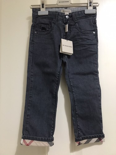 Jeans burberry - ⭐️⭐️,